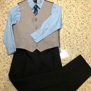Boys 4 piece vest suit set